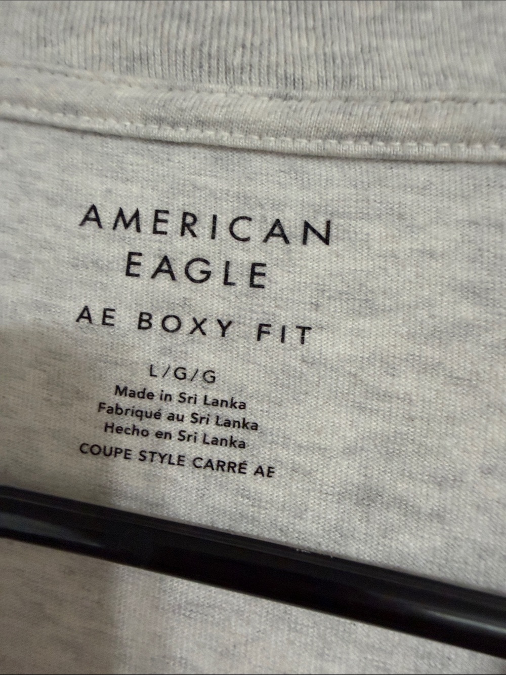American Eagle Outfitters Gray Long-Sleeve Tee with Navy Scenic Graphic - Picture 3 of 5